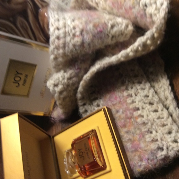 JOY Jean Patou 15ml. 1/2 fl. oz. - Picture 5 of 9